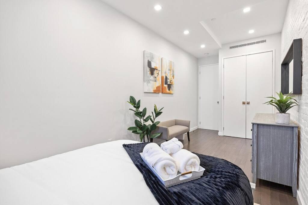 Swj 2Nd - Times Sq, Brooklyn Bridge, Lga In 15 Min Apartment New York Exterior photo